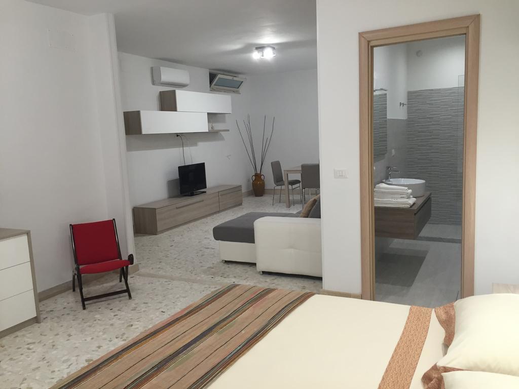 Casa Commenda Apartment บรินดิซิ ภายนอก รูปภาพ