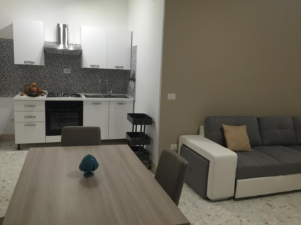 Casa Commenda Apartment บรินดิซิ ภายนอก รูปภาพ
