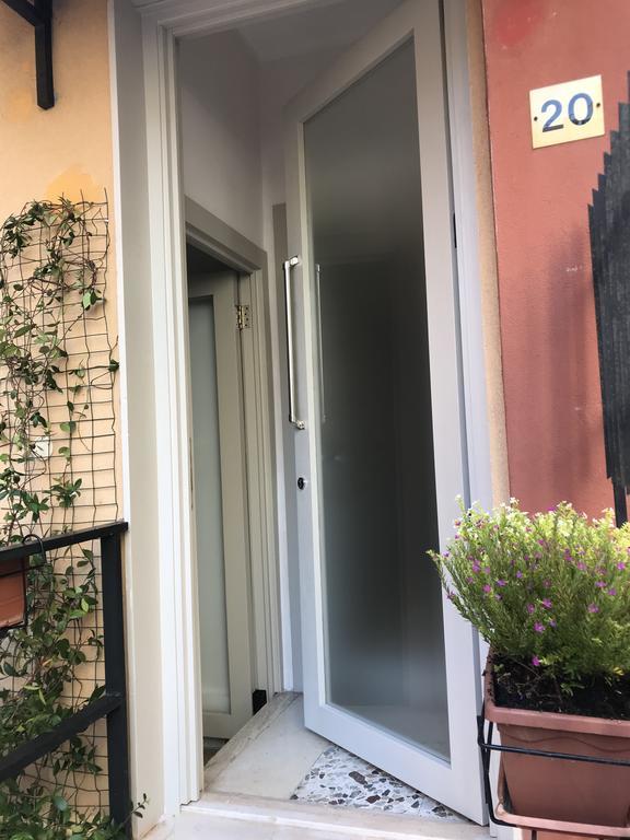 Casa Commenda Apartment บรินดิซิ ภายนอก รูปภาพ